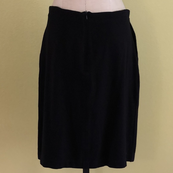 J. Crew Women’s Pencil/Straight Style Skirt - Picture 2 of 7